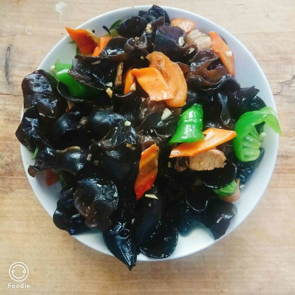 美味木耳的做法-家常味炒菜譜-易網健康養生網 美味木耳的做法-家常味炒菜譜