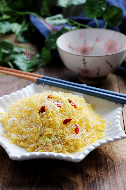 桂花炒素翅的做法-家常味炒菜譜-易網(wǎng)健康養(yǎng)生網(wǎng) 桂花炒素翅的做法-家常味炒菜譜