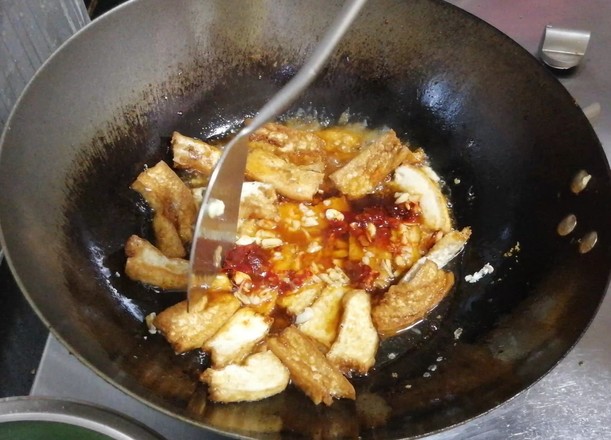 煎炒豆腐的做法-香辣味炒菜譜