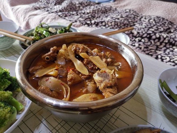 姜爆鴨的做法-咸鮮味爆菜譜-易網(wǎng)健康養(yǎng)生網(wǎng) 姜爆鴨的做法-咸鮮味爆菜譜