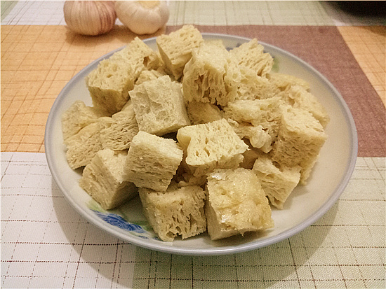簡單自制面筋 （發酵法）的做法-家常味蒸菜譜