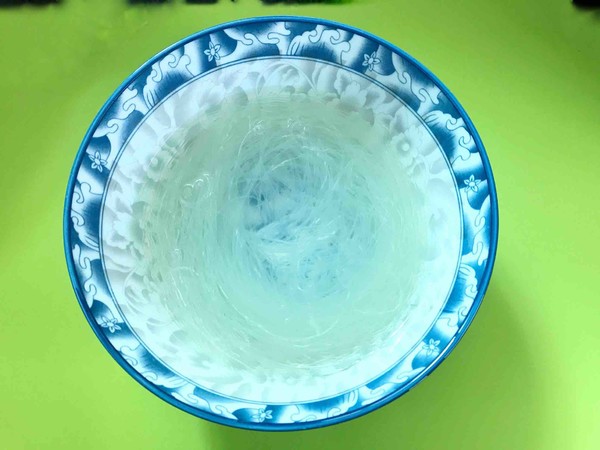 花蛤粉絲煲的做法-咸鮮味煮菜譜
