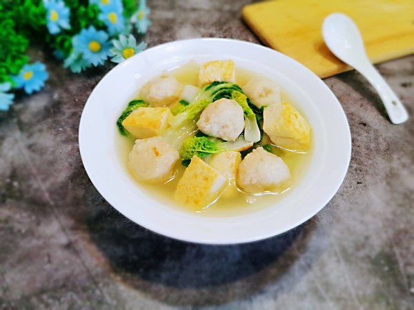 墨魚丸小油菜豆腐湯的做法-咸鮮味煮菜譜-易網(wǎng)健康養(yǎng)生網(wǎng) 墨魚丸小油菜豆腐湯的做法-咸鮮味煮菜譜