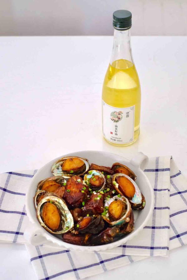 鮑魚燒排骨的做法-咸鮮味燒菜譜-易網(wǎng)健康養(yǎng)生網(wǎng) 鮑魚燒排骨的做法-咸鮮味燒菜譜