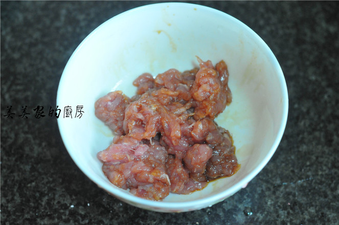 西藍(lán)花千層餅的做法-家常味烙菜譜