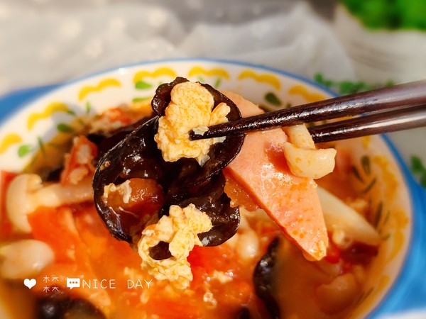 木耳菌菇湯的做法-家常味炒菜譜