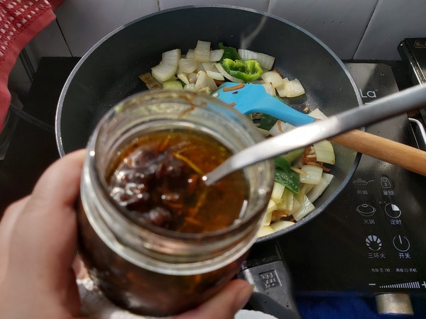 醬爆八爪魚的做法-咸鮮味炒菜譜