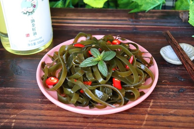 涼拌海帶絲的做法-香辣味拌菜譜-易網(wǎng)健康養(yǎng)生網(wǎng) 涼拌海帶絲的做法-香辣味拌菜譜