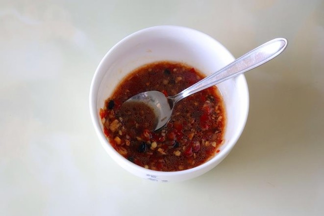 涼拌海帶絲的做法-香辣味拌菜譜-易網(wǎng)健康養(yǎng)生網(wǎng) 涼拌海帶絲的做法-香辣味拌菜譜