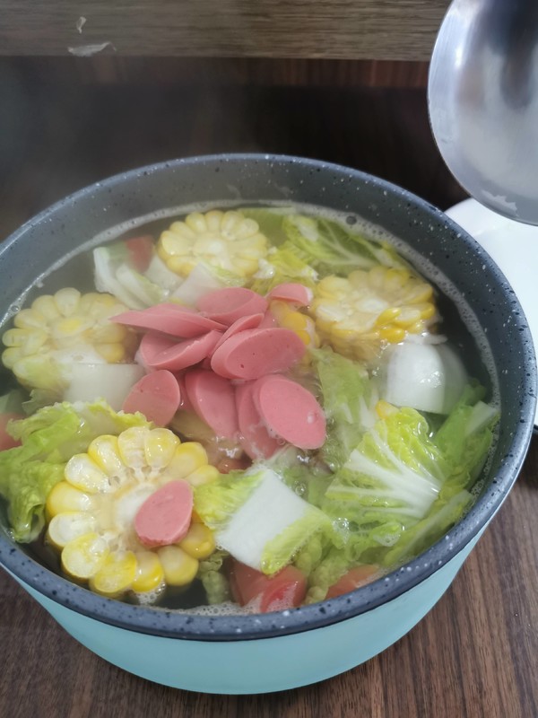 白菜玉米清脂養(yǎng)顏湯的做法-咸鮮味煮菜譜