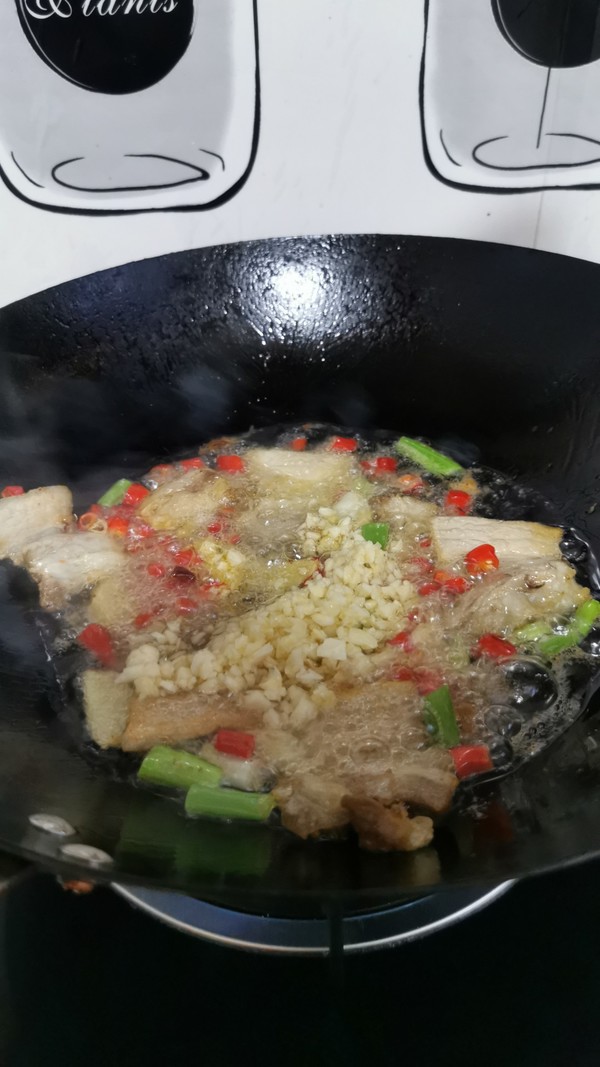 小炒千頁豆腐的做法-香辣味炒菜譜-易網(wǎng)健康養(yǎng)生網(wǎng) 小炒千頁豆腐的做法-香辣味炒菜譜