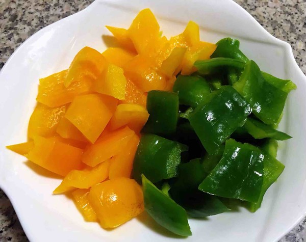 彩椒辣醬炒花螺的做法-香辣味炒菜譜