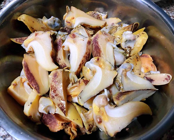 圓蔥拌假鮑魚的做法-酸辣味拌菜譜-易網(wǎng)健康養(yǎng)生網(wǎng) 圓蔥拌假鮑魚的做法-酸辣味拌菜譜