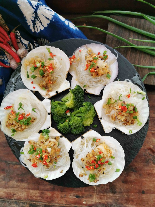 蒜蓉粉絲蒸扇貝的做法-咸鮮味蒸菜譜-易網健康養生網 蒜蓉粉絲蒸扇貝的做法-咸鮮味蒸菜譜