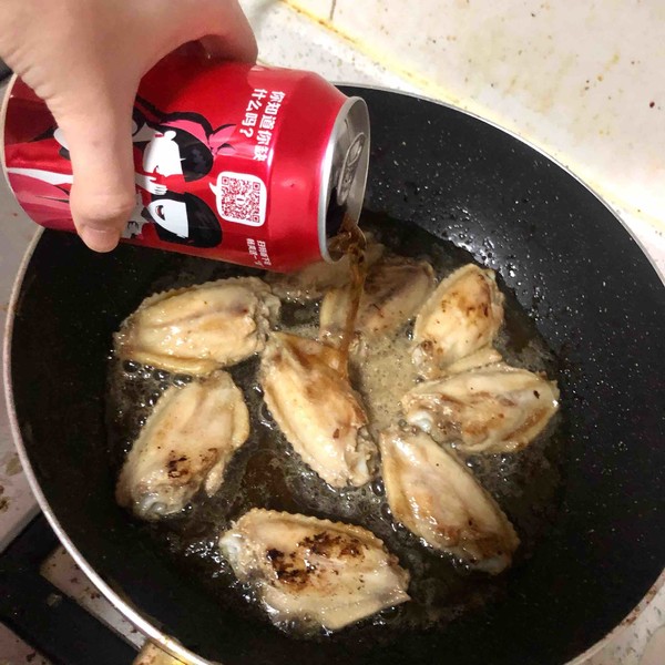 快手可樂雞翅的做法-家常味煮菜譜