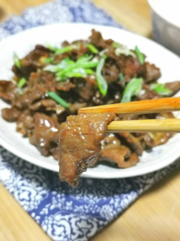 蒜香羊肉片的做法-其它口味炒菜譜-易網(wǎng)健康養(yǎng)生網(wǎng) 蒜香羊肉片的做法-其它口味炒菜譜