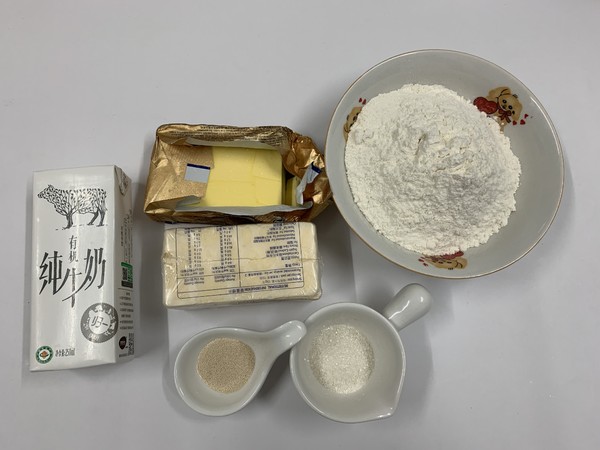 鹽面包的做法-其它口味烤菜譜-易網<a href=http://www.fnaogov.cn/ target=_blank class=infotextkey>健康養生</a>網 鹽面包的做法-其它口味烤菜譜