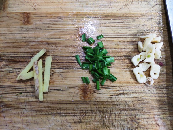 西葫蘆炒馬肉的做法-家常味炒菜譜