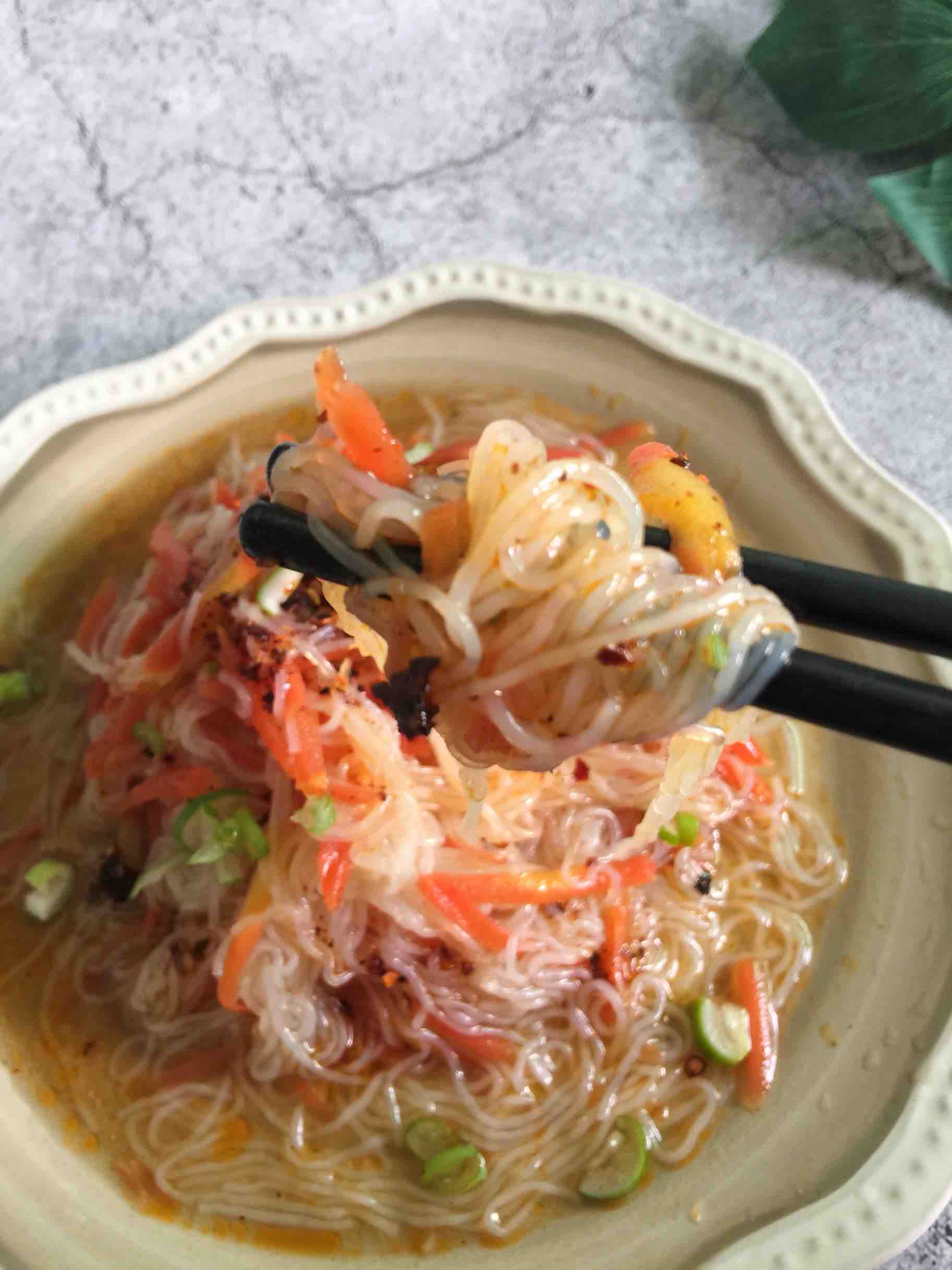 麻辣拌米粉的做法-家常味拌菜譜-易網(wǎng)健康養(yǎng)生網(wǎng) 麻辣拌米粉的做法-家常味拌菜譜
