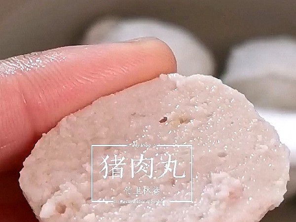 豬肉丸的做法-家常味煮菜譜-易網健康養(yǎng)生網 豬肉丸的做法-家常味煮菜譜
