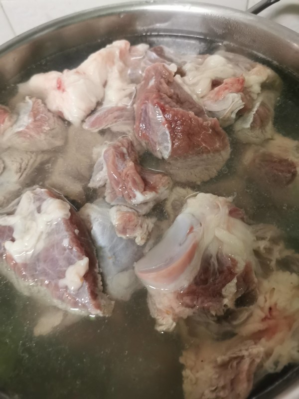 變裝簡(jiǎn)版佛跳墻的做法-家常味燜菜譜-易網(wǎng)健康養(yǎng)生網(wǎng) 變裝簡(jiǎn)版佛跳墻的做法-家常味燜菜譜