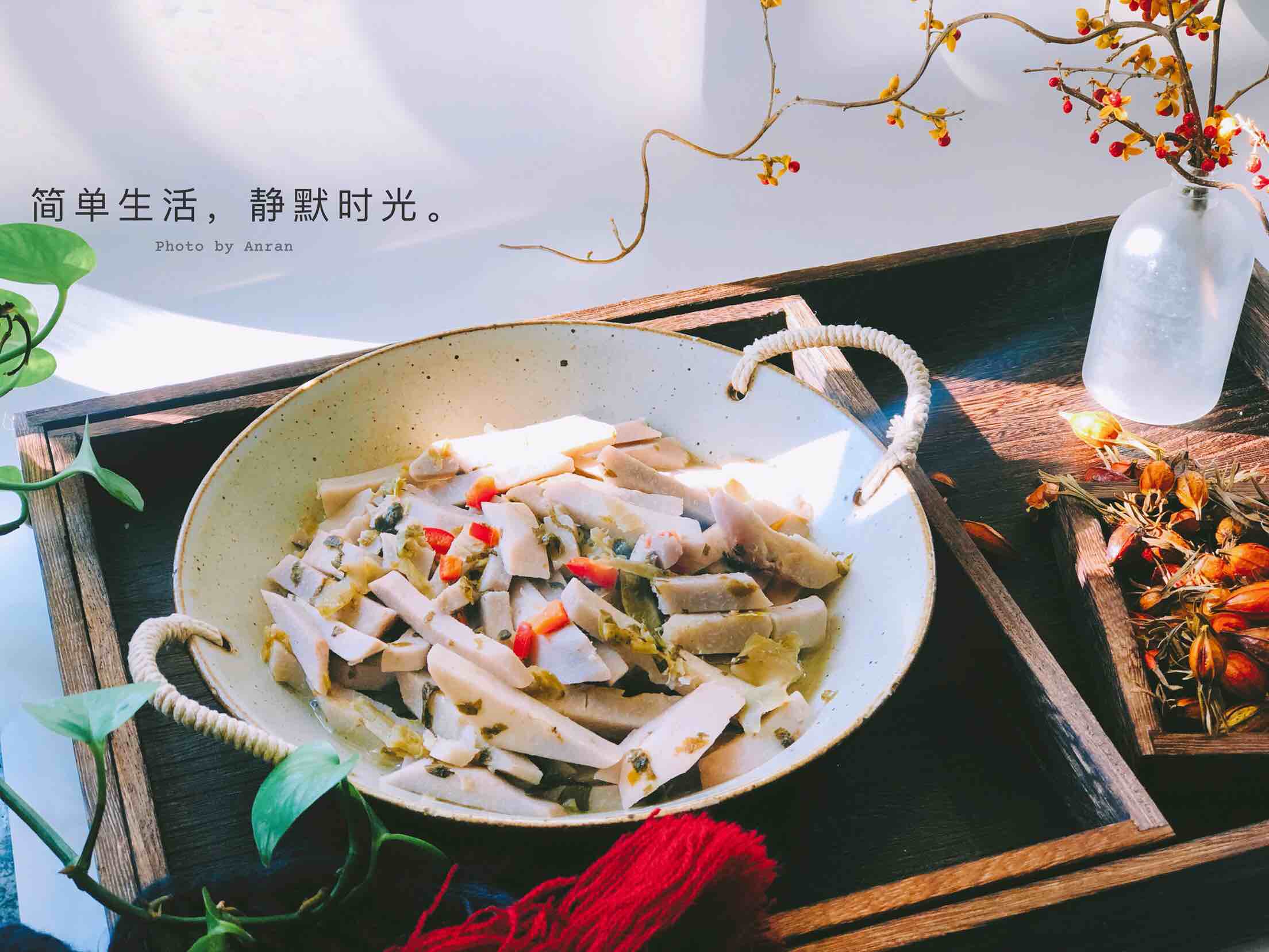 糟菜燴芋頭的做法-酸辣味燒菜譜