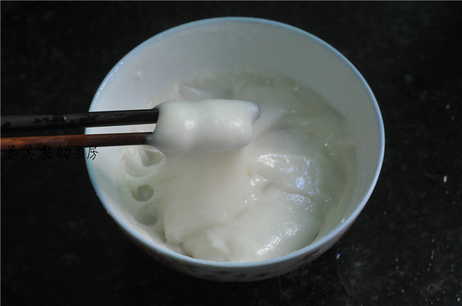 紅豆粉粘糯米球的做法-甜味煮菜譜-易網(wǎng)健康養(yǎng)生網(wǎng) 紅豆粉粘糯米球的做法-甜味煮菜譜