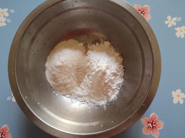 炸小黃魚(yú)的做法-咸鮮味炸菜譜-易網(wǎng)健康養(yǎng)生網(wǎng) 炸小黃魚(yú)的做法-咸鮮味炸菜譜