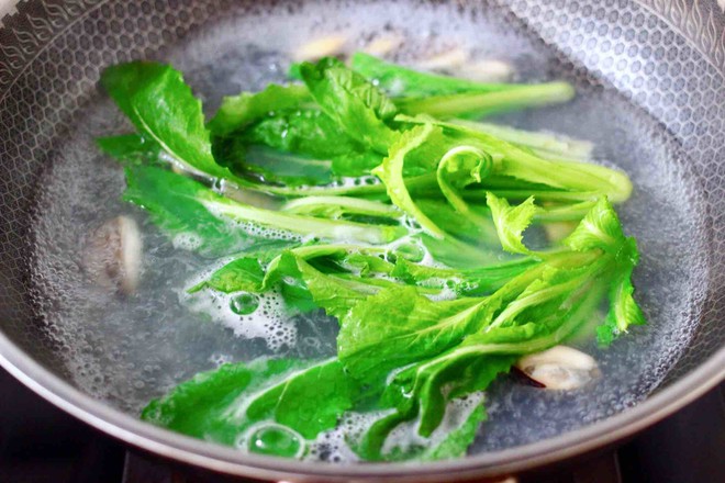 上湯豆皮青口小白菜的做法-咸鮮味煮菜譜-易網健康養生網 上湯豆皮青口小白菜的做法-咸鮮味煮菜譜
