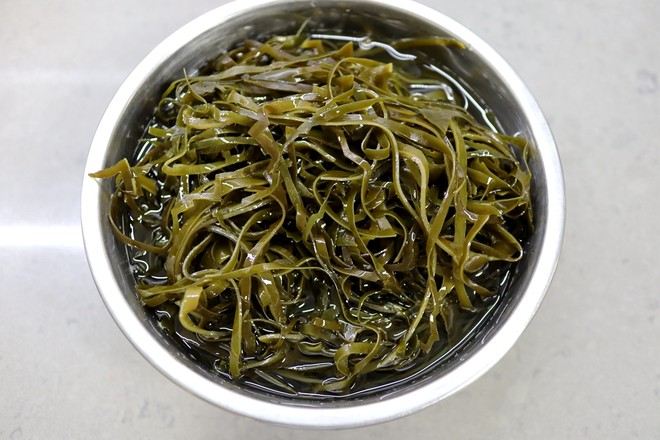 涼拌酸辣海帶絲的做法-酸辣味拌菜譜