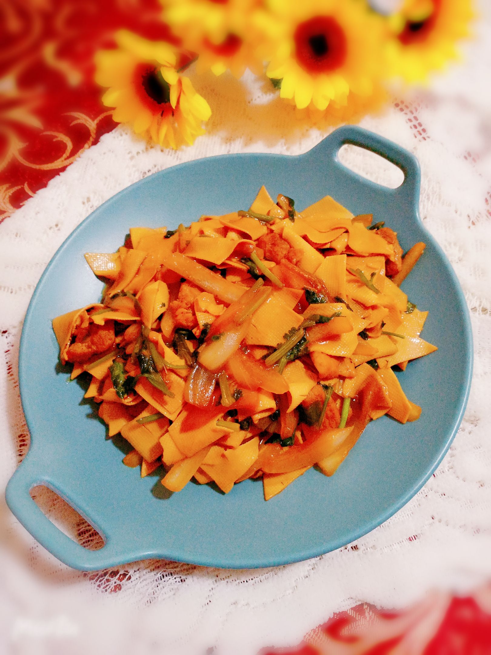 什錦干豆腐的做法-家常味炒菜譜-易網(wǎng)健康養(yǎng)生網(wǎng) 什錦干豆腐的做法-家常味炒菜譜