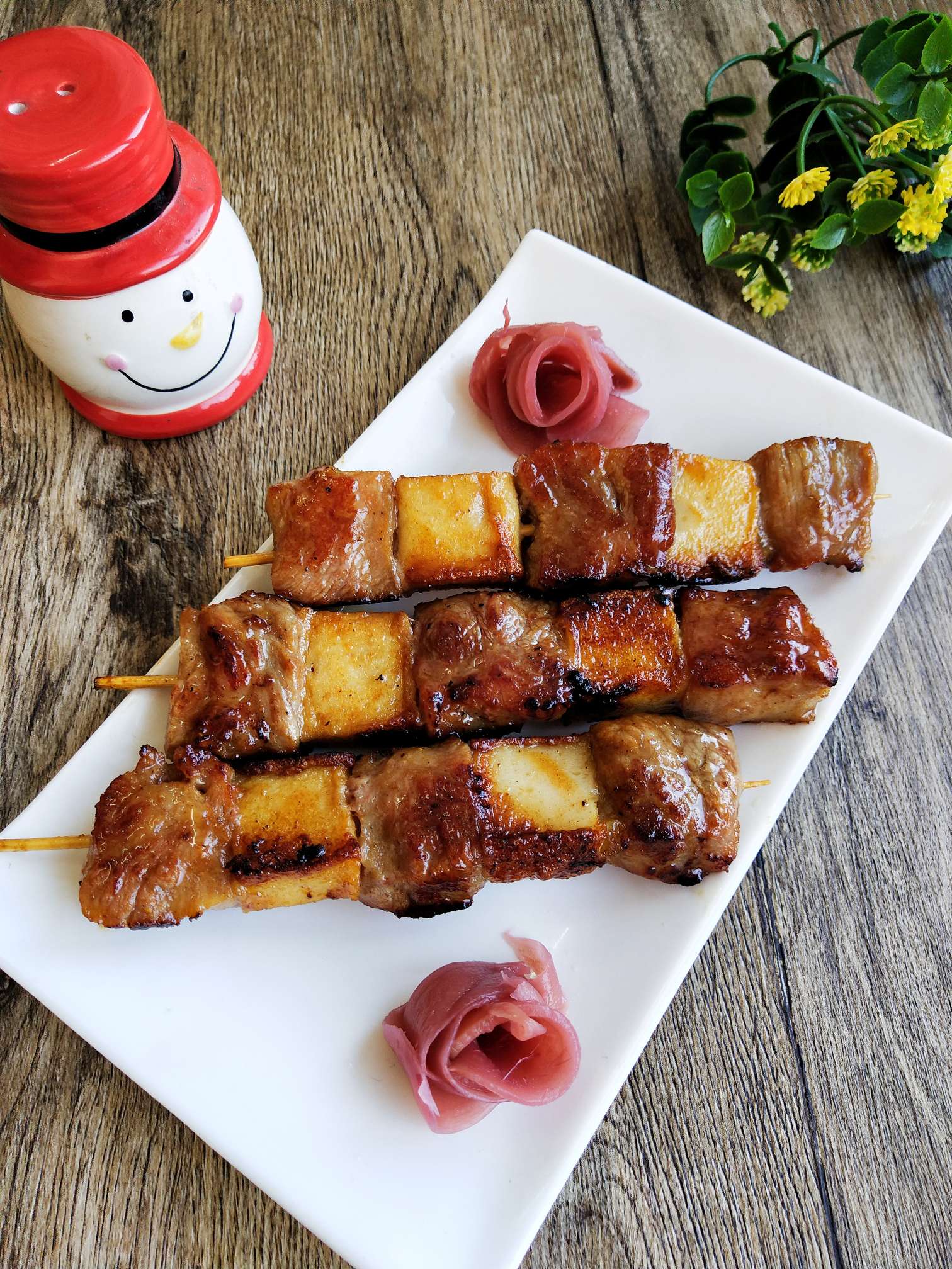 魚豆腐牛肉串的做法-咸鮮味煎菜譜-易網(wǎng)健康養(yǎng)生網(wǎng) 魚豆腐牛肉串的做法-咸鮮味煎菜譜