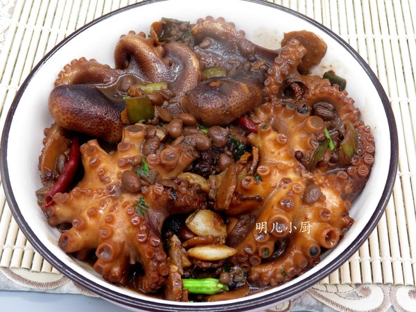 爆頭八爪魚的做法-家常味燉菜譜-易網健康養(yǎng)生網 爆頭八爪魚的做法-家常味燉菜譜