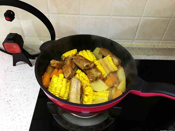 排骨燉玉米的做法-咸鮮味燉菜譜-易網健康養生網 排骨燉玉米的做法-咸鮮味燉菜譜