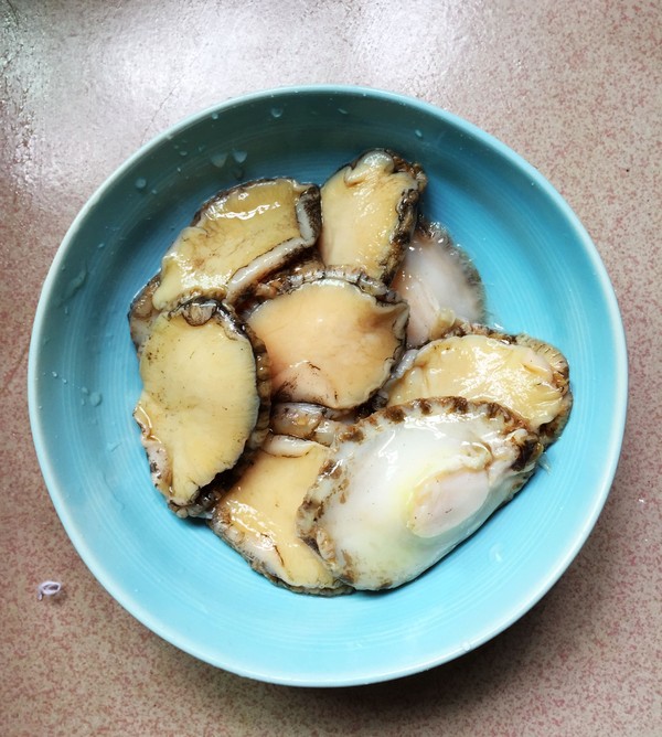 金銀蒜蒸鮑魚的做法-蒜香味蒸菜譜-易網健康養生網 金銀蒜蒸鮑魚的做法-蒜香味蒸菜譜