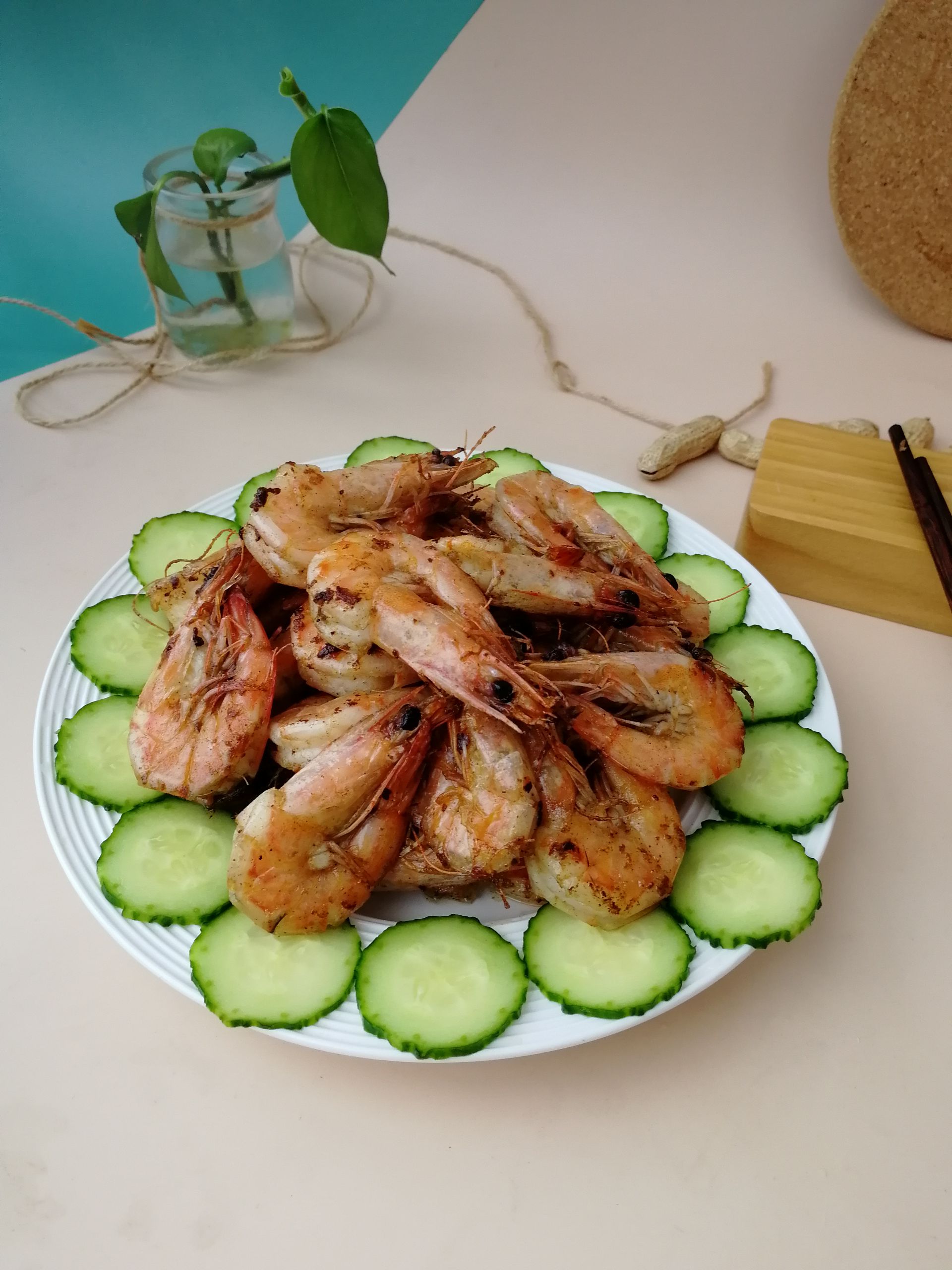 椒鹽油爆蝦的做法-咸鮮味炸菜譜-易網(wǎng)健康養(yǎng)生網(wǎng) 椒鹽油爆蝦的做法-咸鮮味炸菜譜