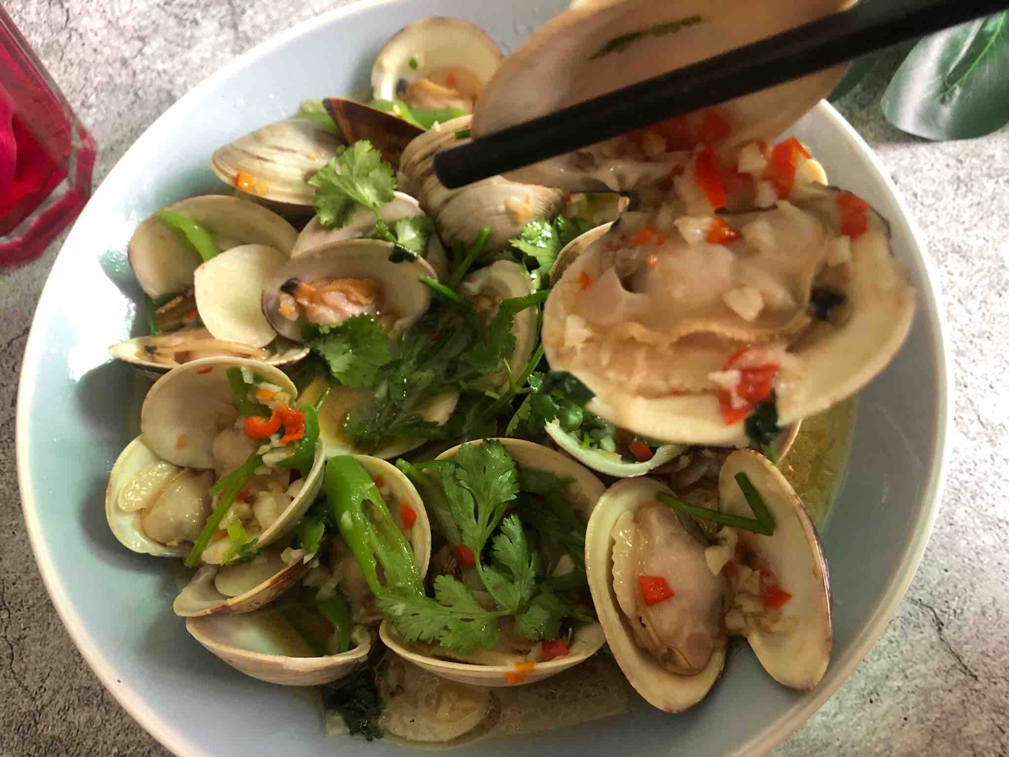 蒜蓉啤酒文蛤的做法-家常味炒菜譜-易網(wǎng)健康養(yǎng)生網(wǎng) 蒜蓉啤酒文蛤的做法-家常味炒菜譜