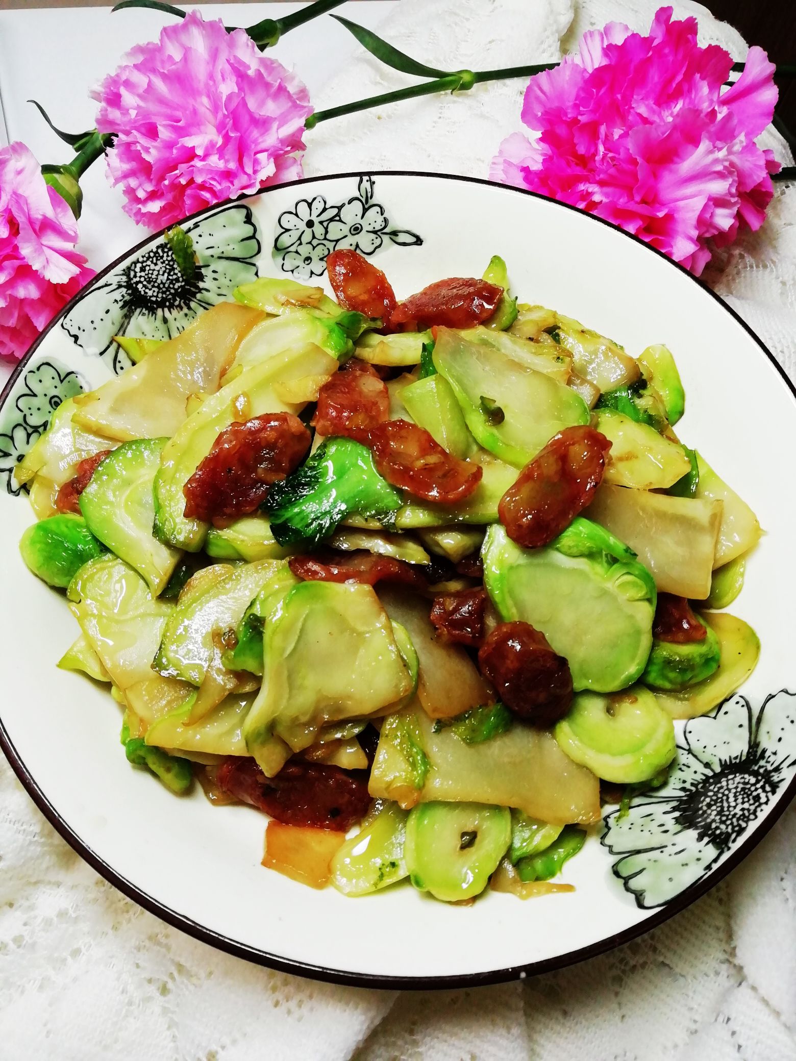 臘腸炒兒菜的做法-咸鮮味炒菜譜