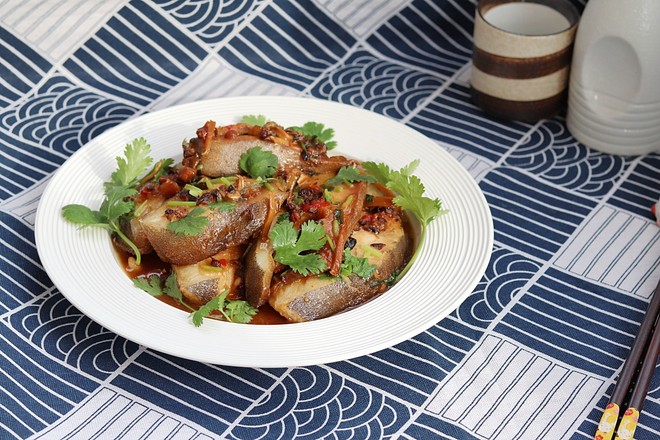 醬燒比目魚的做法-咸鮮味燉菜譜-易網(wǎng)健康養(yǎng)生網(wǎng) 醬燒比目魚的做法-咸鮮味燉菜譜