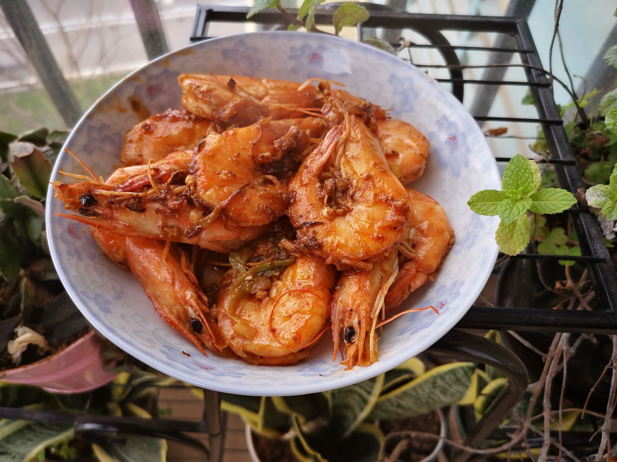 蒜蓉燜大蝦的做法-家常味炒菜譜-易網(wǎng)健康養(yǎng)生網(wǎng) 蒜蓉燜大蝦的做法-家常味炒菜譜
