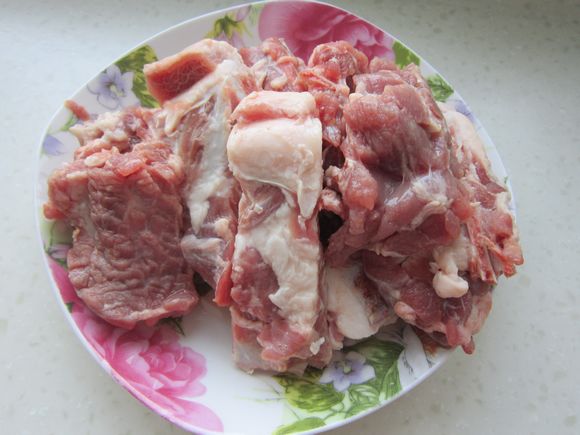 沙吾爾燜肉的做法-家常味燉菜譜-易網健康養生網 沙吾爾燜肉的做法-家常味燉菜譜