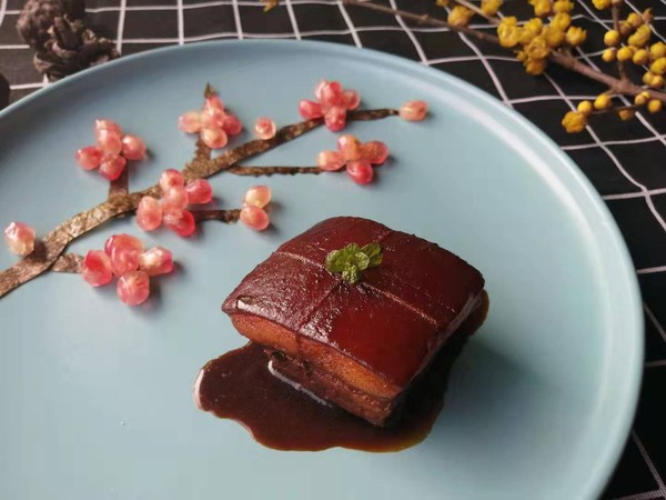 家庭版東坡肉的做法-咸鮮味燉菜譜-易網(wǎng)健康養(yǎng)生網(wǎng) 家庭版東坡肉的做法-咸鮮味燉菜譜