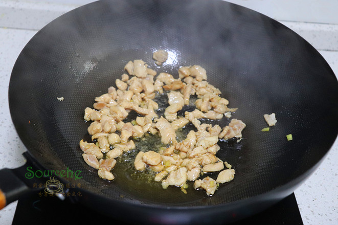 雞胸肉炒雜蔬的做法-家常味炒菜譜-易網健康養(yǎng)生網 雞胸肉炒雜蔬的做法-家常味炒菜譜