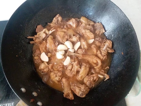 蒜香童子雞的做法-咸鮮味燒菜譜-易網(wǎng)健康養(yǎng)生網(wǎng) 蒜香童子雞的做法-咸鮮味燒菜譜