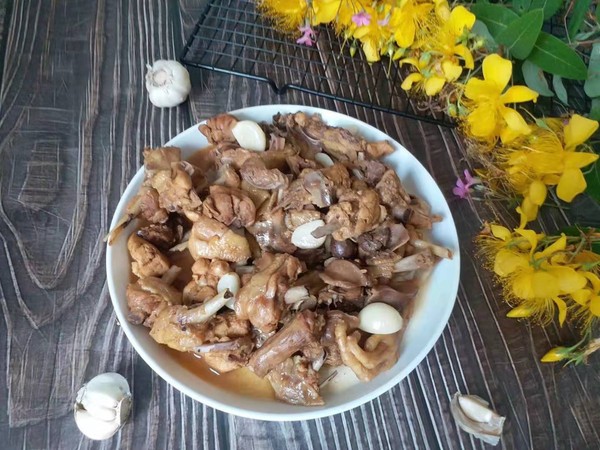 蒜香童子雞的做法-咸鮮味燒菜譜-易網(wǎng)健康養(yǎng)生網(wǎng) 蒜香童子雞的做法-咸鮮味燒菜譜