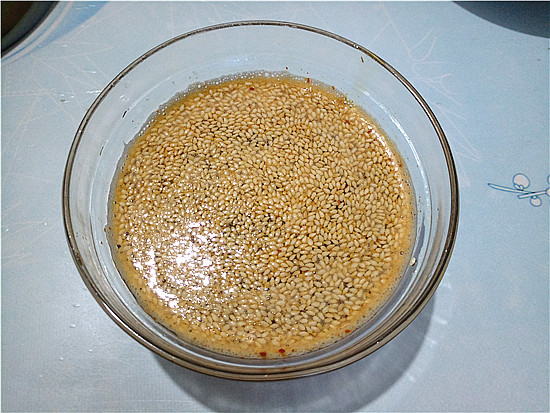 自制酸辣粉的做法-酸辣味煮菜譜-易網<a href=http://www.fnaogov.cn/ target=_blank class=infotextkey>健康養生</a>網 自制酸辣粉的做法-酸辣味煮菜譜