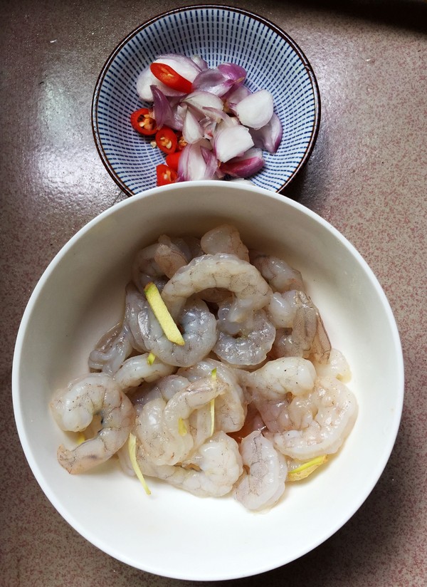 黃瓜炒蝦仁的做法-家常味炒菜譜-易網(wǎng)健康養(yǎng)生網(wǎng) 黃瓜炒蝦仁的做法-家常味炒菜譜