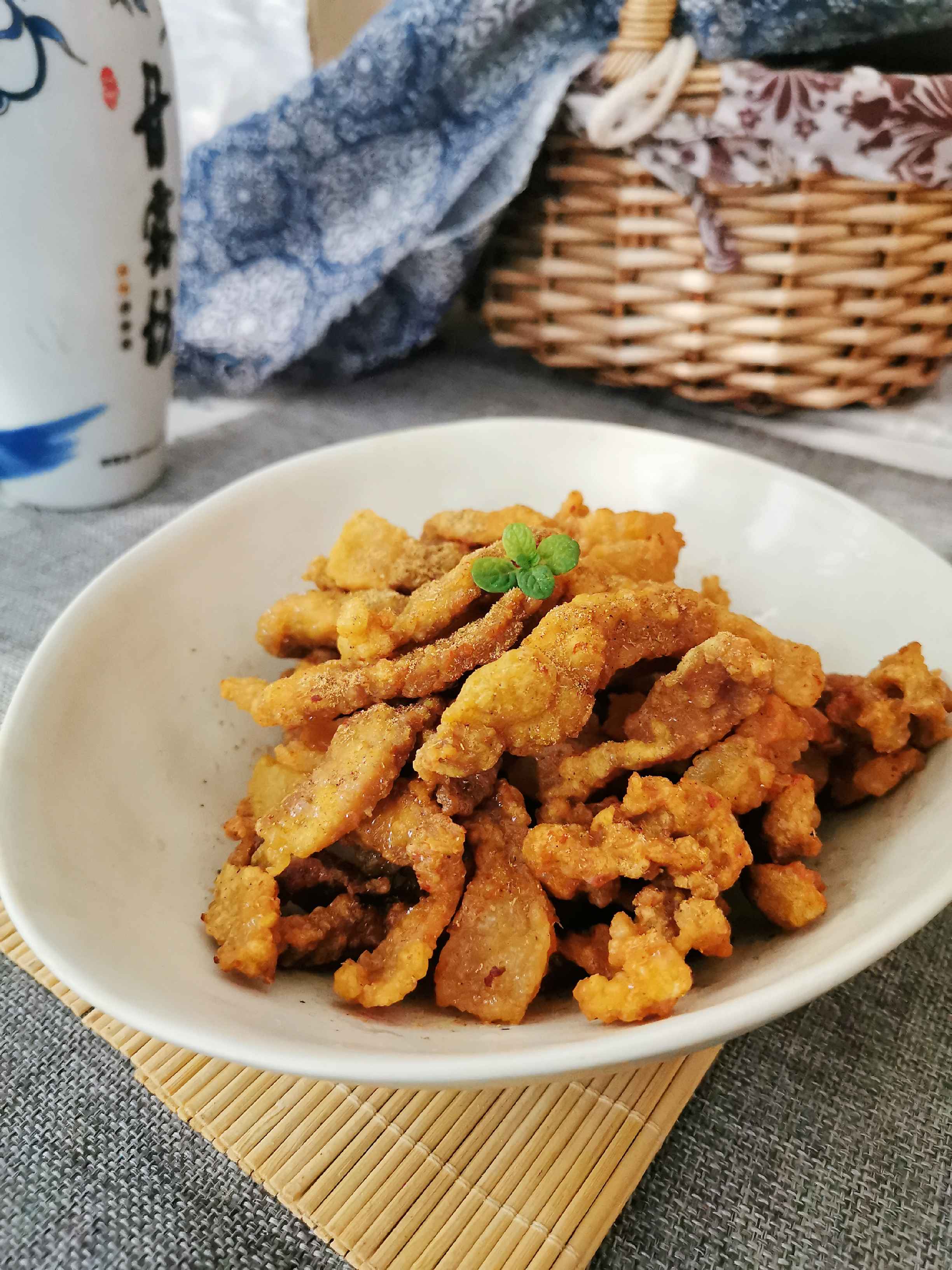 炸酥肉的做法-椒麻味炸菜譜-易網(wǎng)健康養(yǎng)生網(wǎng) 炸酥肉的做法-椒麻味炸菜譜