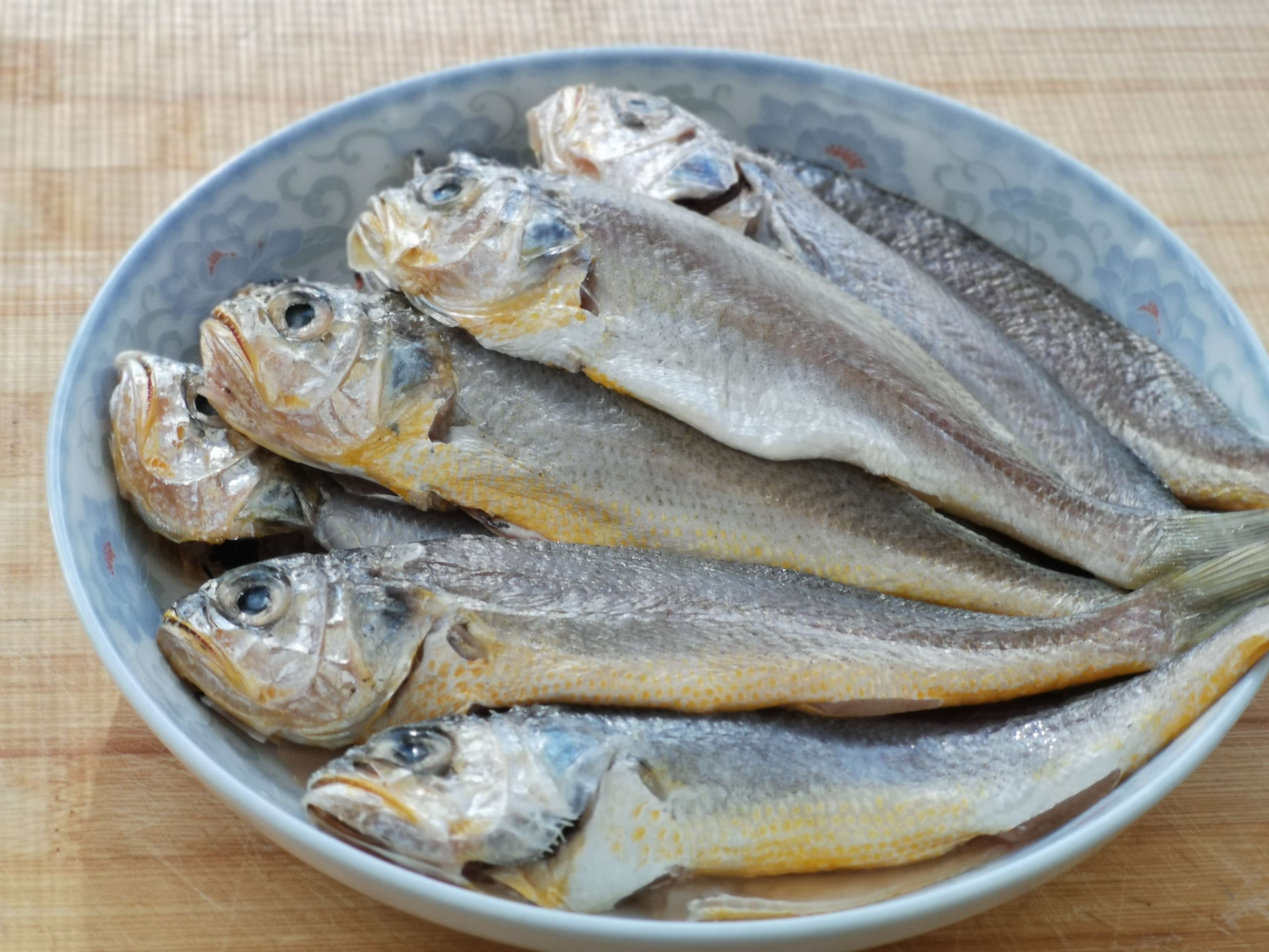 干炸小黃魚的做法-其它口味炸菜譜