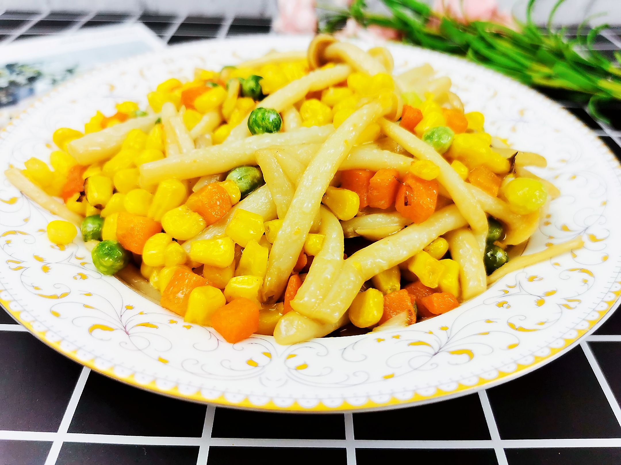 時(shí)蔬白玉菇的做法-咸鮮味炒菜譜-易網(wǎng)健康養(yǎng)生網(wǎng) 時(shí)蔬白玉菇的做法-咸鮮味炒菜譜